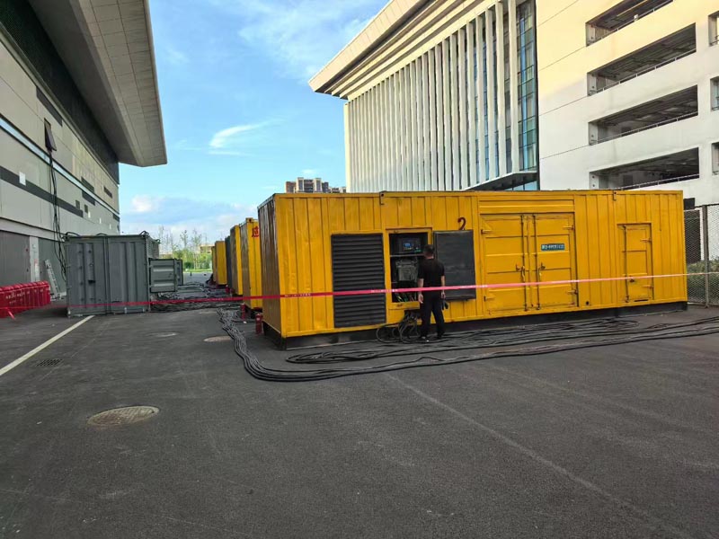 新城镇柴油发电机冬季保养注意事项?